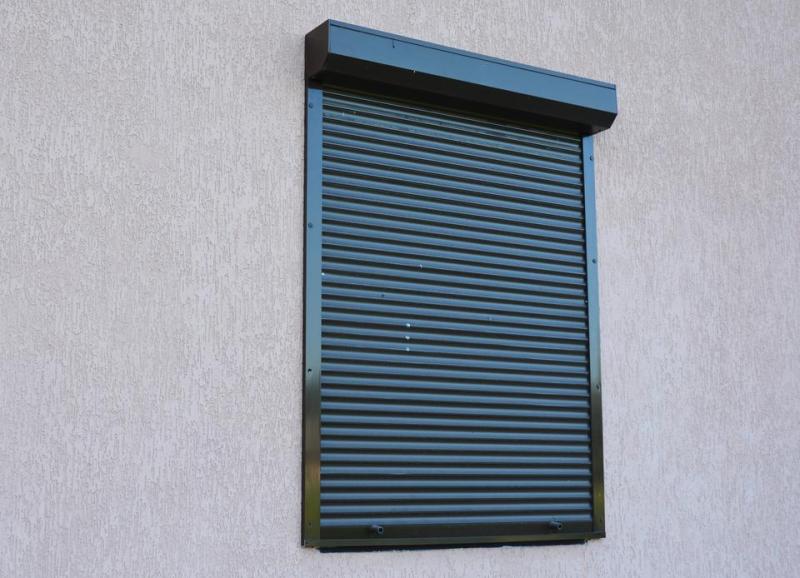 Quels sont les avantages d'une pose professionnelle de volets &agrave; Marly ?