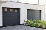 Quel gain de place apporte une porte de garage sectionnelle ?